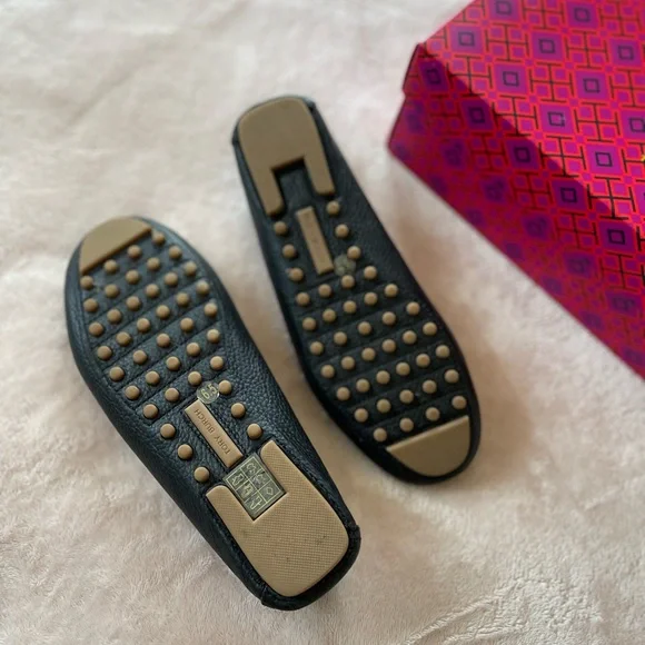 Tory Burch Black Lowell 2 Driver Tumbled Loafer - Picture 9 of 12